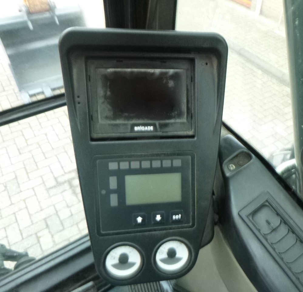 Багер на тркала CASE WX148: слика 32 Багер на тркала CASE WX148: слика 32