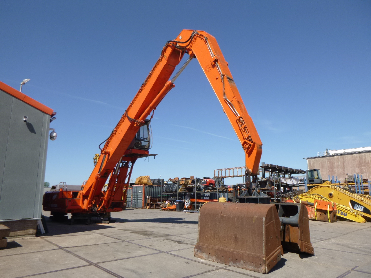FIAT-HITACHI EX455 Stationary dock/ship material handler - Справувач со отпад/ Индустрија: слика 5 FIAT-HITACHI EX455 Stationary dock/ship material handler - Справувач со отпад/ Индустрија: слика 5
