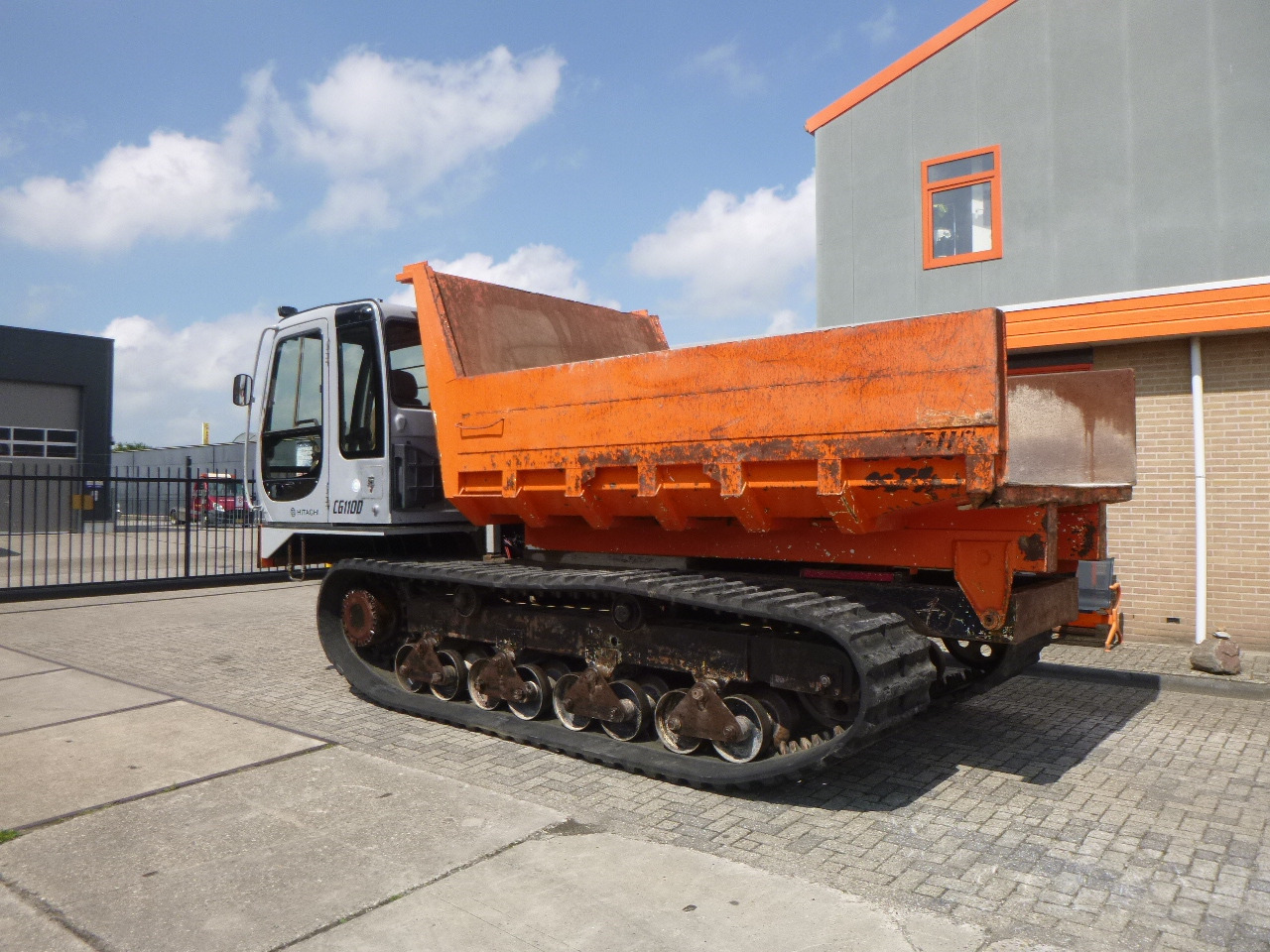 Истоварувач со гасеници HITACHI CG110D-SC: слика 9