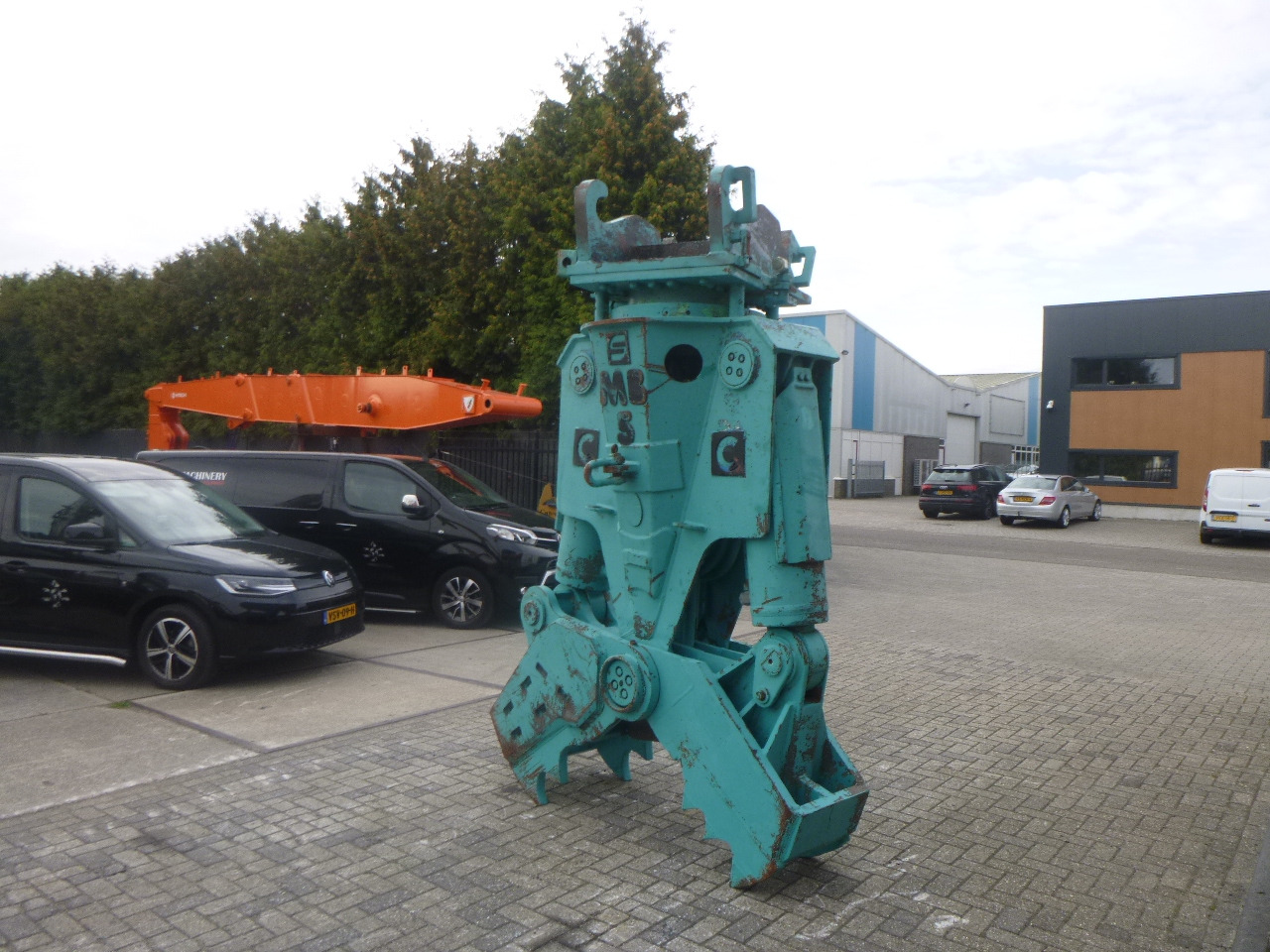 MONTABERT MB500 - Ножица за уривање за Багер гасеничар: слика 4 MONTABERT MB500 - Ножица за уривање за Багер гасеничар: слика 4