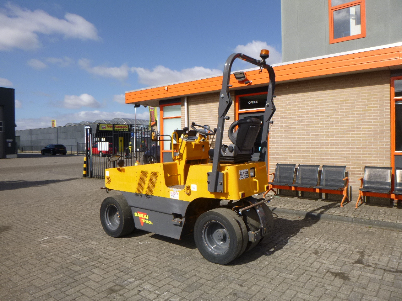SAKAI TS160-2 - Пневматски ваљак: слика 2 SAKAI TS160-2 - Пневматски ваљак: слика 2