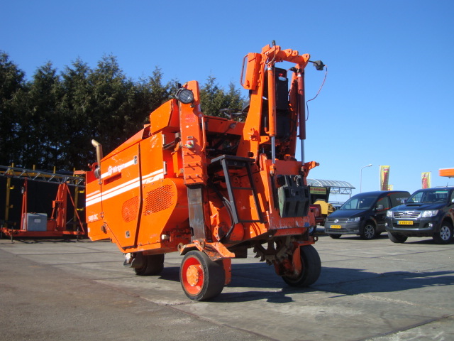 WIRTGEN W500DC - Асфалтна мелница: слика 2 WIRTGEN W500DC - Асфалтна мелница: слика 2