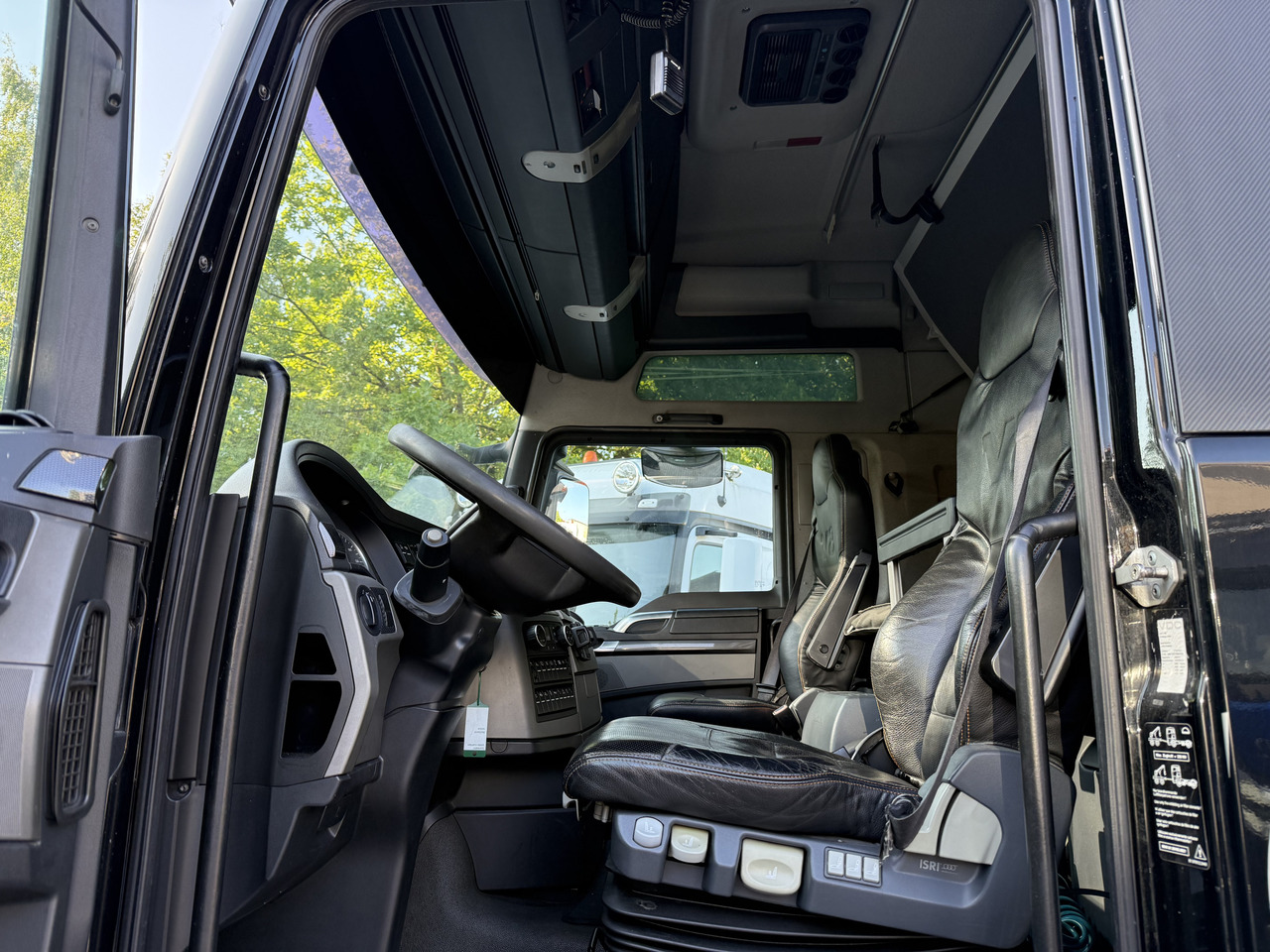 MAN TGX 18.680 4X2 BLS V8 - Камион влекач: слика 5 MAN TGX 18.680 4X2 BLS V8 - Камион влекач: слика 5