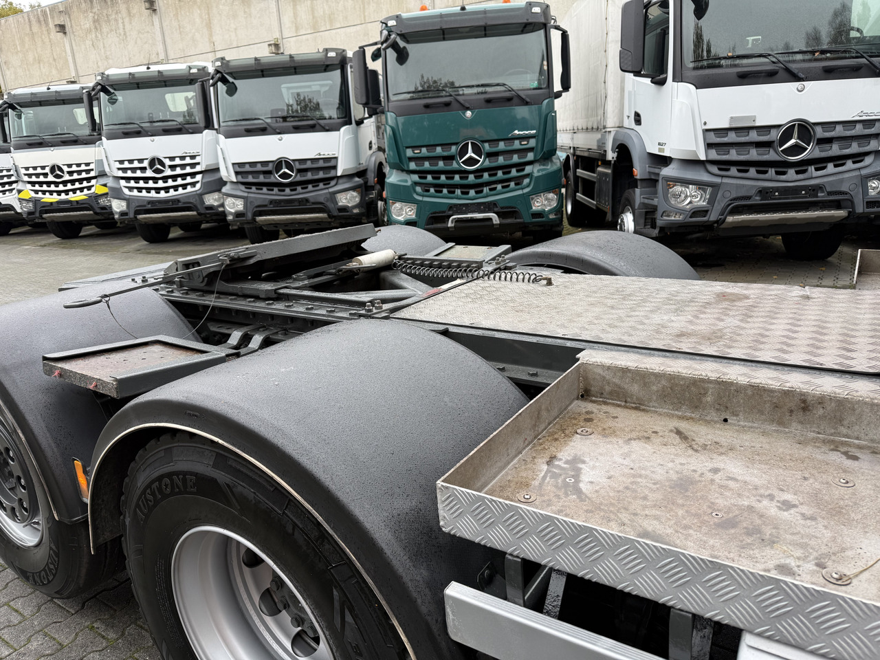 Mercedes-Benz Actros 2548 LS 6X2 Kran HMF 3220 bis 16 Meter - Камион влекач: слика 3 Mercedes-Benz Actros 2548 LS 6X2 Kran HMF 3220 bis 16 Meter - Камион влекач: слика 3