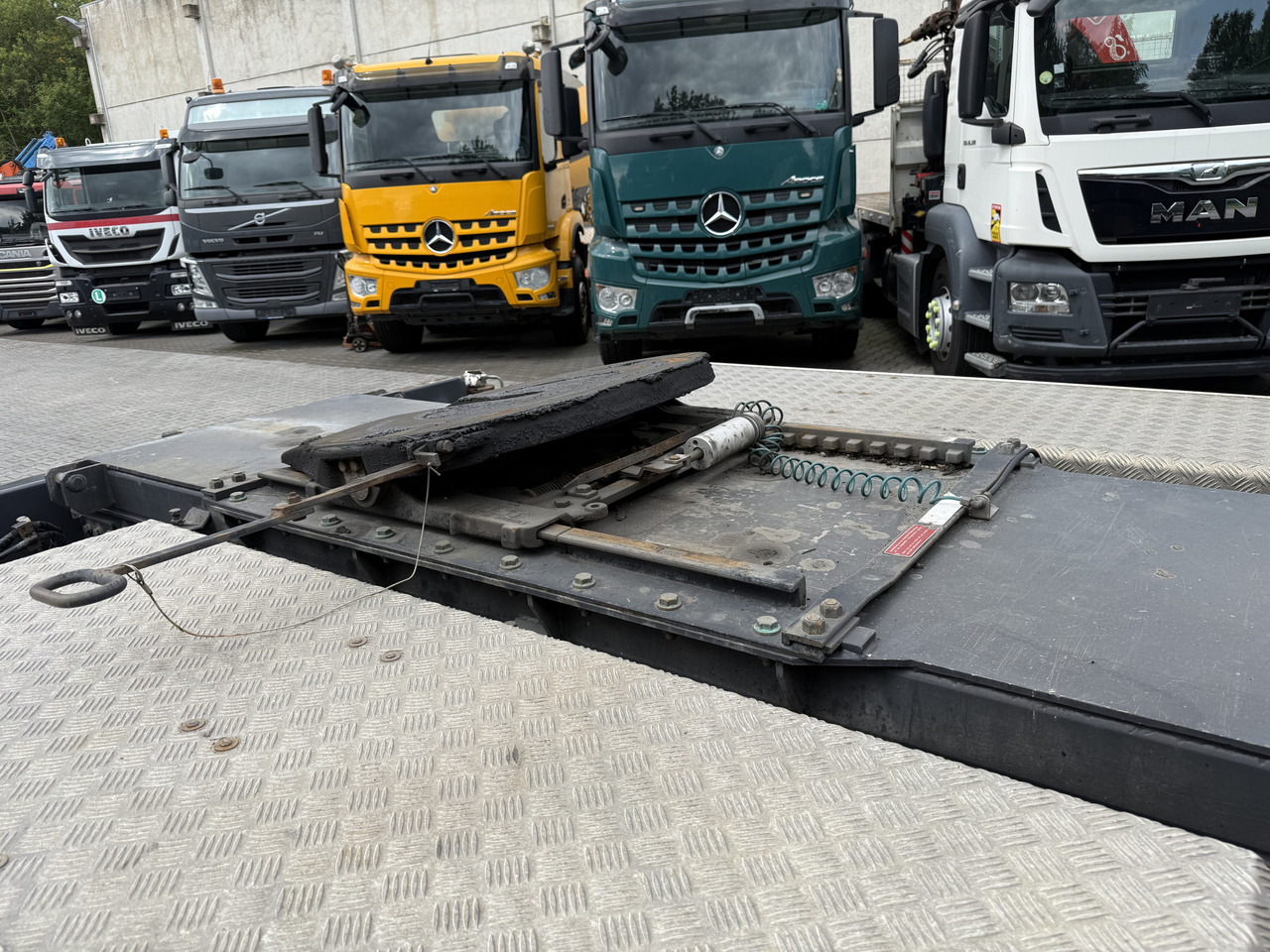 Scania R450 8X4 Kran Fassi F660 bis 34 Meter - Камион влекач: слика 3 Scania R450 8X4 Kran Fassi F660 bis 34 Meter - Камион влекач: слика 3