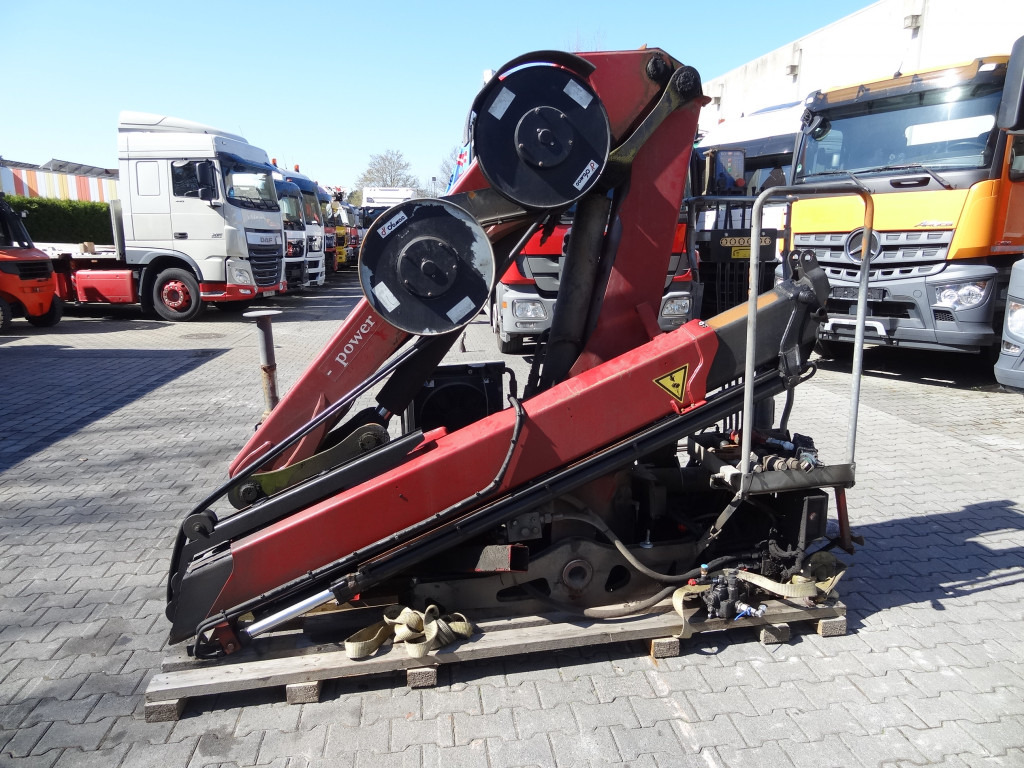 Kran HMF 1020 K2 - Кран за натоварување: слика 2 Kran HMF 1020 K2 - Кран за натоварување: слика 2