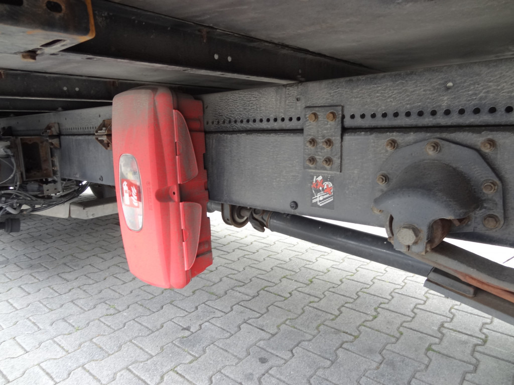 Renault D10.210 7m Koffer - Камион сандучар: слика 2 Renault D10.210 7m Koffer - Камион сандучар: слика 2