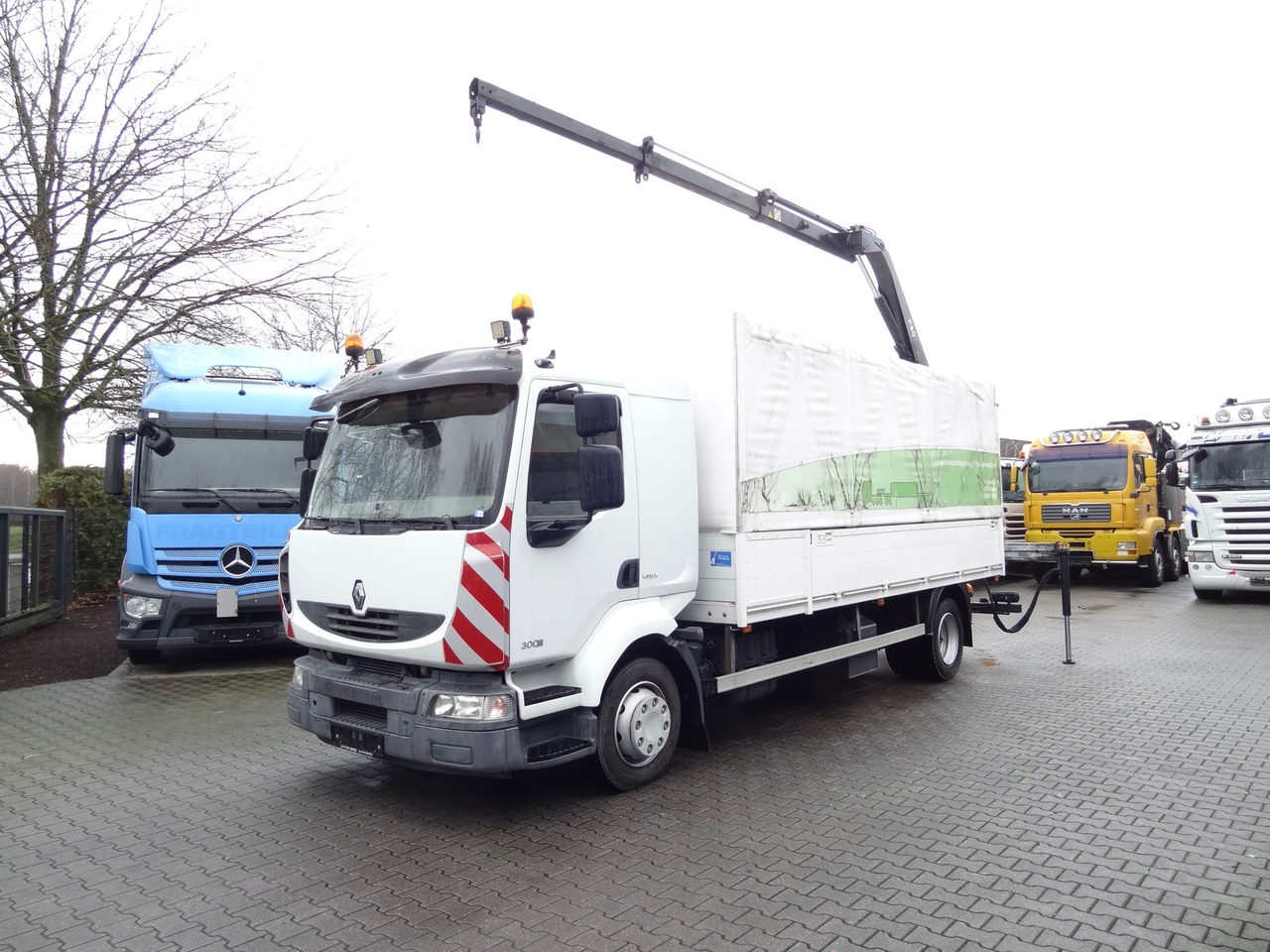 Renault Midlum 300.12 Fassi F80 - Камион со кран, Камион со платформа: слика 1 Renault Midlum 300.12 Fassi F80 - Камион со кран, Камион со платформа: слика 1
