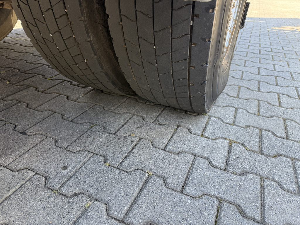 Volvo FM12 420 4X4 Kran MKG 300 bis 24 Meter - Камион со кран: слика 4 Volvo FM12 420 4X4 Kran MKG 300 bis 24 Meter - Камион со кран: слика 4