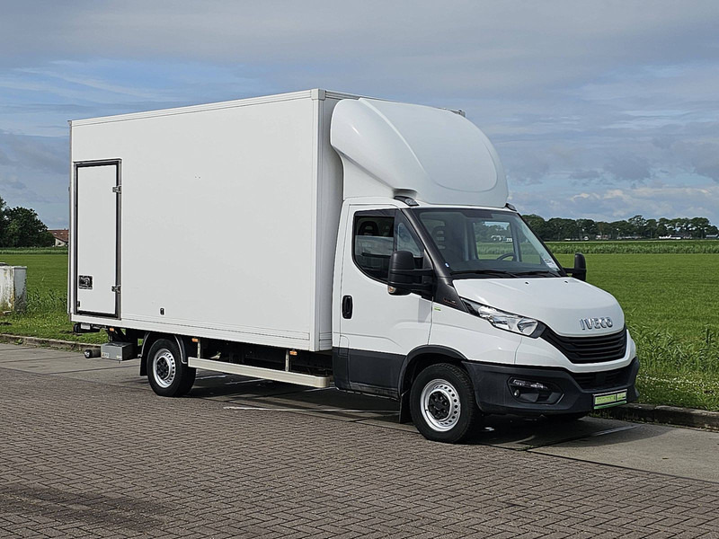 Iveco Daily 35S18 Bakwagen Laadklep! - Комбе фургон: слика 5 Iveco Daily 35S18 Bakwagen Laadklep! - Комбе фургон: слика 5