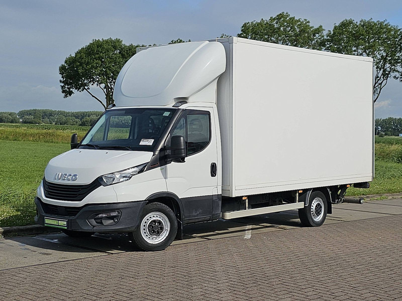 Iveco Daily 35S18 Bakwagen Laadklep! - Комбе фургон: слика 2 Iveco Daily 35S18 Bakwagen Laadklep! - Комбе фургон: слика 2