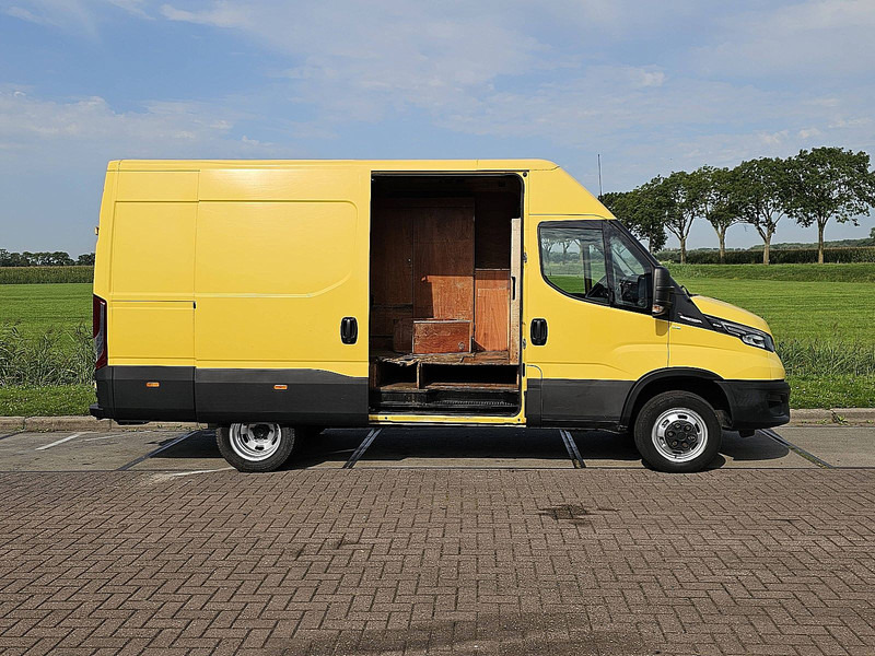 Товарно комбе Iveco Daily 50C18 3.0L AUT.  L2H2: слика 13