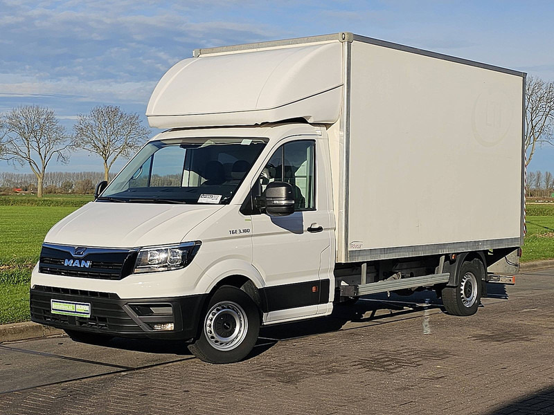 MAN TGE 3.180 Bakwagen Laadklep! - Комбе фургон: слика 2 MAN TGE 3.180 Bakwagen Laadklep! - Комбе фургон: слика 2