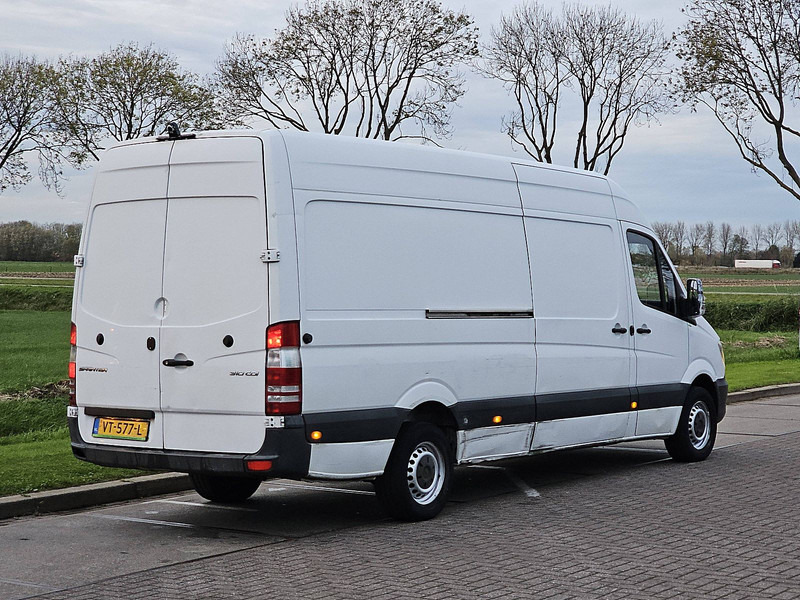 Mercedes-Benz Sprinter 310 - Товарно комбе: слика 3 Mercedes-Benz Sprinter 310 - Товарно комбе: слика 3