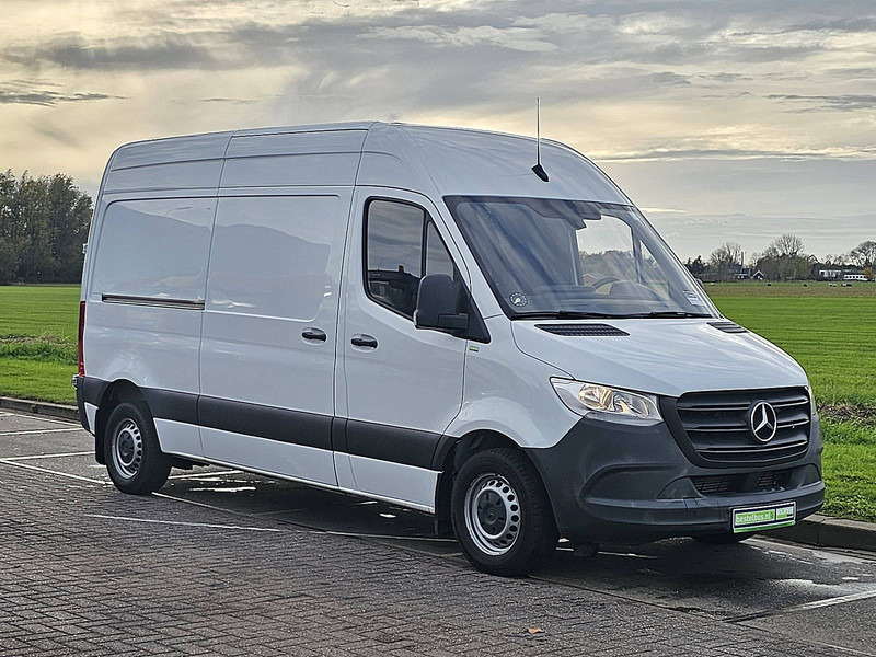 Mercedes-Benz Sprinter 314 L2H2 Mbux Automaat! - Товарно комбе: слика 5 Mercedes-Benz Sprinter 314 L2H2 Mbux Automaat! - Товарно комбе: слика 5