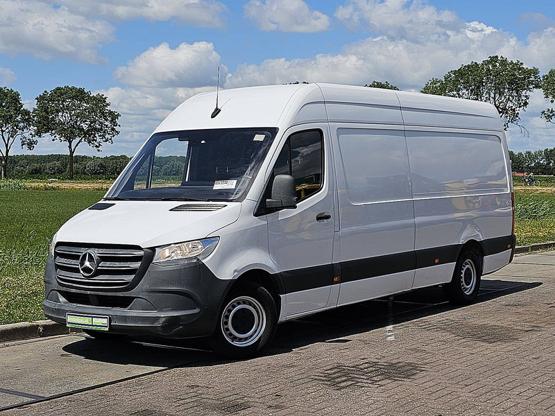 Mercedes-Benz Sprinter 314 L3H2 Maxi Mbux Euro6 - Товарно комбе: слика 2 Mercedes-Benz Sprinter 314 L3H2 Maxi Mbux Euro6 - Товарно комбе: слика 2
