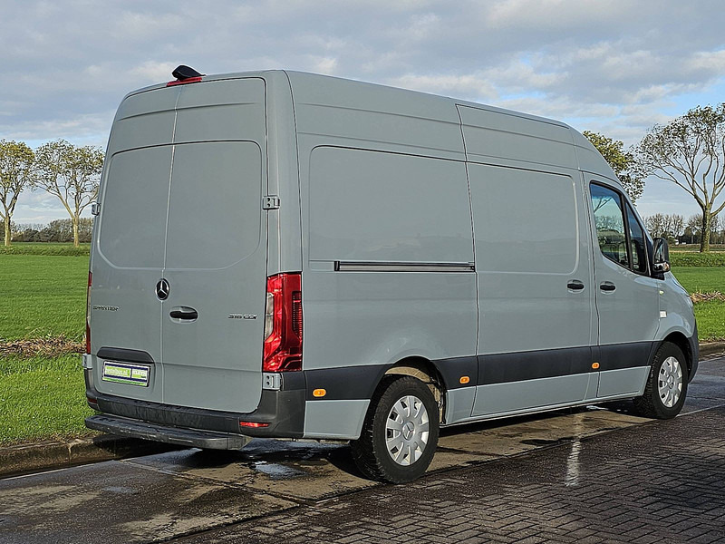 Mercedes-Benz Sprinter 316 L2H2 Mbux10 Automaat - Товарно комбе: слика 3 Mercedes-Benz Sprinter 316 L2H2 Mbux10 Automaat - Товарно комбе: слика 3