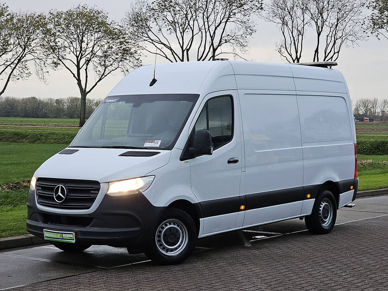 Mercedes-Benz Sprinter 316 ac automaat EURO6 - Товарно комбе: слика 2 Mercedes-Benz Sprinter 316 ac automaat EURO6 - Товарно комбе: слика 2