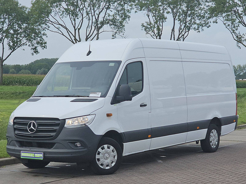 Mercedes-Benz Sprinter 317 L3H2 Maxi Mbux Euro6 - Товарно комбе: слика 2 Mercedes-Benz Sprinter 317 L3H2 Maxi Mbux Euro6 - Товарно комбе: слика 2