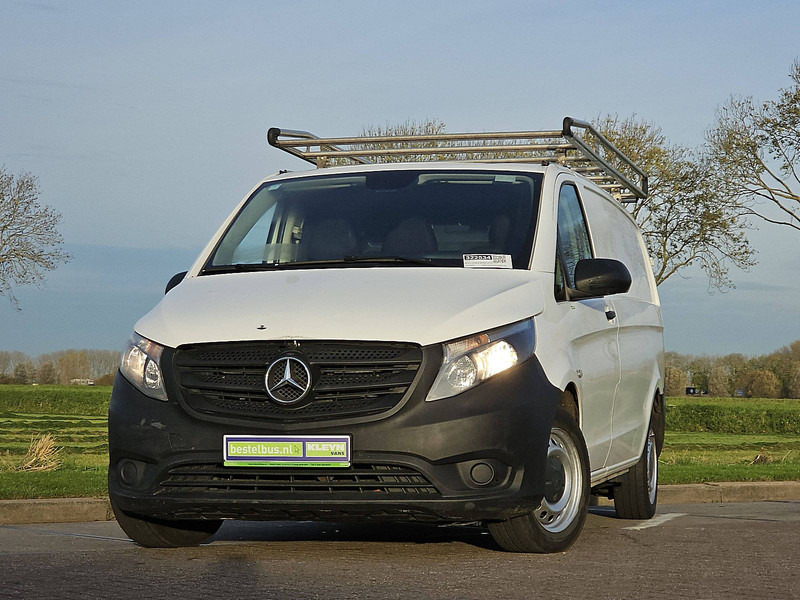 Mercedes-Benz Vito 111 Lang - Мало комбе: слика 1 Mercedes-Benz Vito 111 Lang - Мало комбе: слика 1