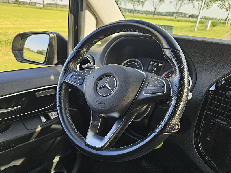 Мало комбе Mercedes-Benz Vito 119 CDI 4MATIC LED Autom!: слика 10