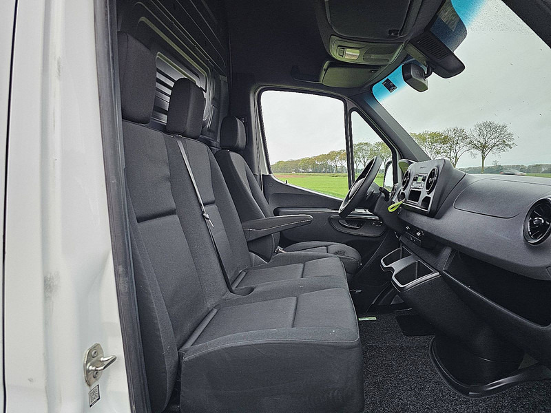 Лизинг на Mercedes-Benz eSprinter L2H2 Elektrisch AC! Mercedes-Benz eSprinter L2H2 Elektrisch AC!: слика 7 Лизинг на Mercedes-Benz eSprinter L2H2 Elektrisch AC! Mercedes-Benz eSprinter L2H2 Elektrisch AC!: слика 7