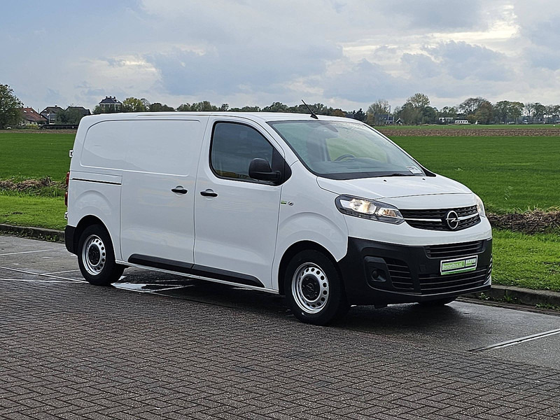 Opel Vivaro 1.5 L2 Airco Euro6 NAP! - Мало комбе: слика 5 Opel Vivaro 1.5 L2 Airco Euro6 NAP! - Мало комбе: слика 5