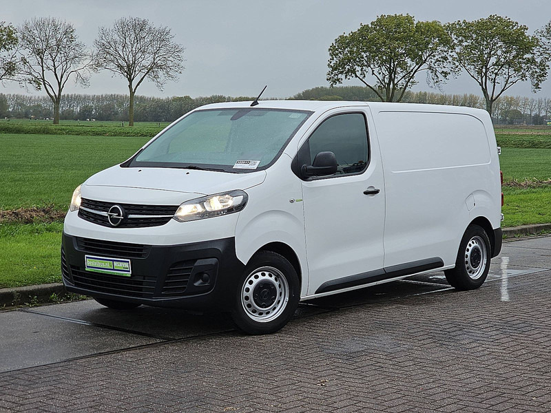 Opel Vivaro 1.5 L2 Airco Euro6 NAP! - Мало комбе: слика 2 Opel Vivaro 1.5 L2 Airco Euro6 NAP! - Мало комбе: слика 2