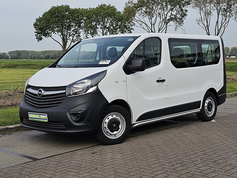 Opel Vivaro 1.6 L1 Combi 9p Airco - Минибус, Патничко комбе: слика 2 Opel Vivaro 1.6 L1 Combi 9p Airco - Минибус, Патничко комбе: слика 2