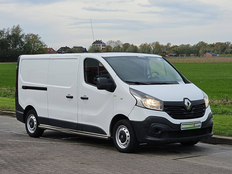 Renault Trafic - Мало комбе: слика 5 Renault Trafic - Мало комбе: слика 5