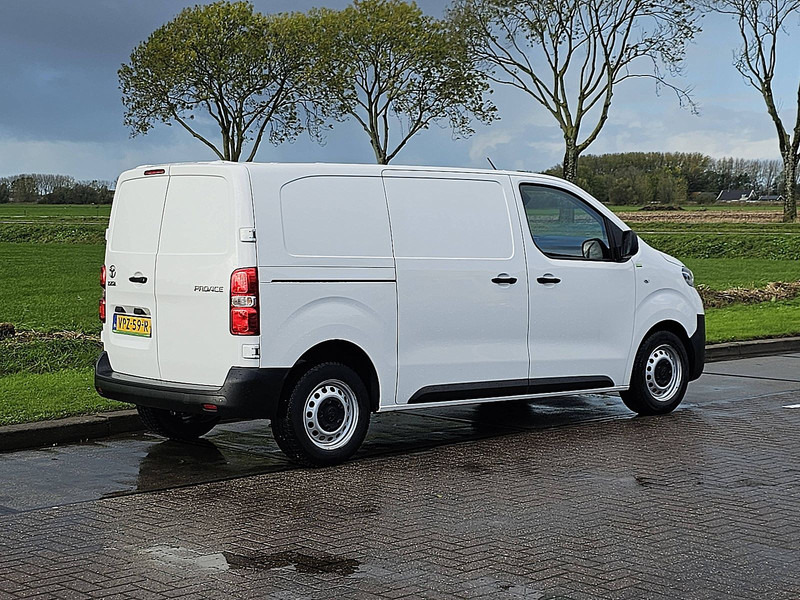 Toyota pro-ace 2.0 L2H1 Navi Euro6 NAP! - Мало комбе: слика 3 Toyota pro-ace 2.0 L2H1 Navi Euro6 NAP! - Мало комбе: слика 3