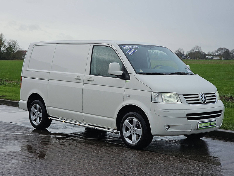 Volkswagen Transporter 2.5 TDI - Мало комбе: слика 5 Volkswagen Transporter 2.5 TDI - Мало комбе: слика 5