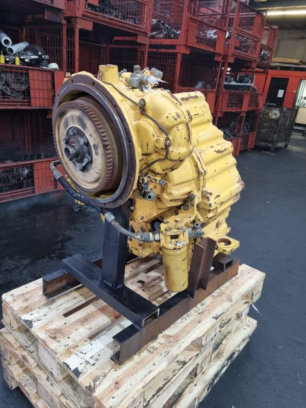 Komatsu 714-16-20002 Gearbox (Plant) - Менувач за Градежна машина: слика 4 Komatsu 714-16-20002 Gearbox (Plant) - Менувач за Градежна машина: слика 4