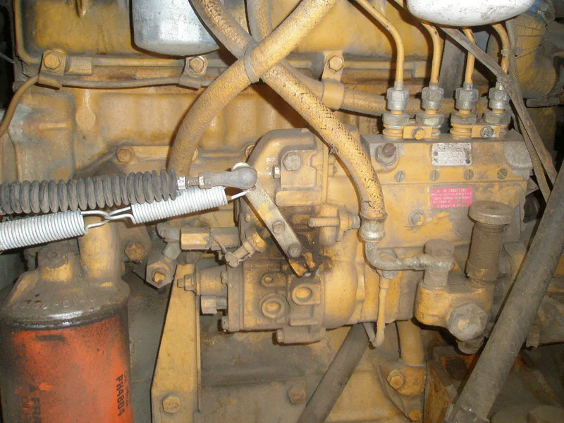 Komatsu W40-2 - Натоварувач на тркала: слика 5 Komatsu W40-2 - Натоварувач на тркала: слика 5