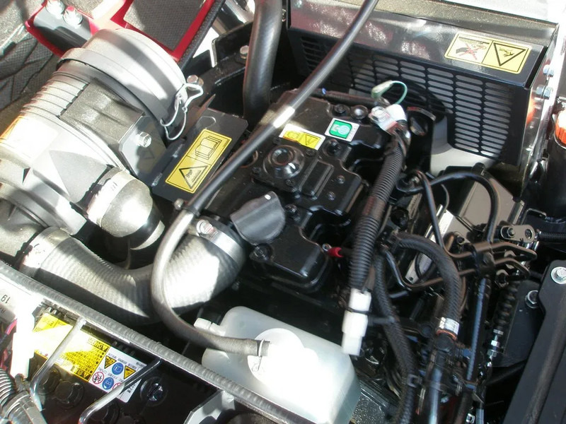 Yanmar SV08-1C - Мини багер: слика 5 Yanmar SV08-1C - Мини багер: слика 5