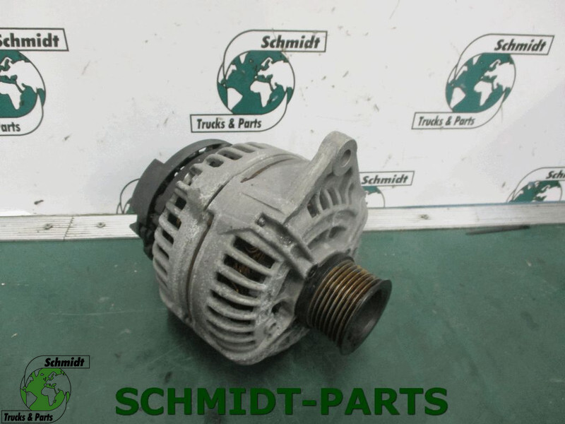 Iveco 4892320 Eurocargo Dynamo Euro6 - Алтернатор за Камион: слика 1 Iveco 4892320 Eurocargo Dynamo Euro6 - Алтернатор за Камион: слика 1