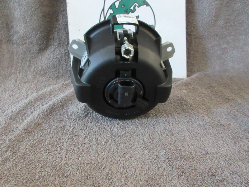 Iveco 504032145//41221083 MISTLAMP NIEUWE !!! IVECO STRALIS EURO 5 - Светла за магла за Камион: слика 2 Iveco 504032145//41221083 MISTLAMP NIEUWE !!! IVECO STRALIS EURO 5 - Светла за магла за Камион: слика 2