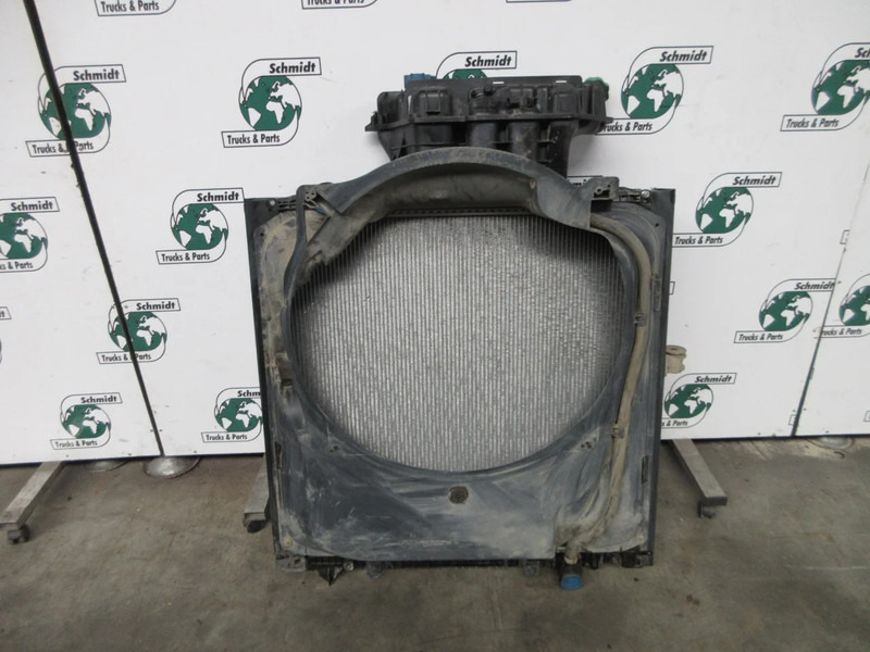 MAN 81.06101-0058 // 81.06101-6522 RADIATEUR MAN 26.540 EURO 5 - Радијатор за Камион: слика 2 MAN 81.06101-0058 // 81.06101-6522 RADIATEUR MAN 26.540 EURO 5 - Радијатор за Камион: слика 2