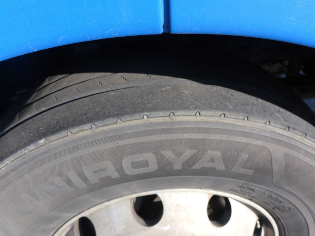 MAN TGX 18.440 Top Zustand Reifen 70 % grossesHaus - Камион влекач: слика 4 MAN TGX 18.440 Top Zustand Reifen 70 % grossesHaus - Камион влекач: слика 4