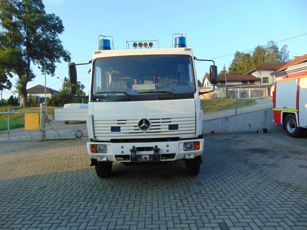MERCEDES-BENZ 1124AF 4x4 MAGIRUS - Комунално/ Специјално возило: слика 5 MERCEDES-BENZ 1124AF 4x4 MAGIRUS - Комунално/ Специјално возило: слика 5