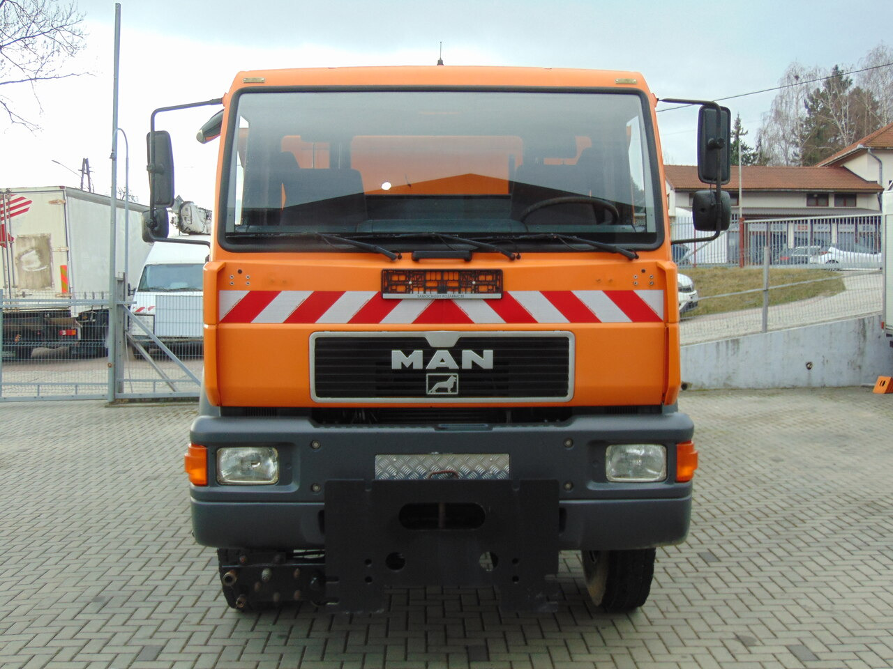Лизинг на MAN 18-224 4x4 KIPER MAN 18-224 4x4 KIPER: слика 7 Лизинг на MAN 18-224 4x4 KIPER MAN 18-224 4x4 KIPER: слика 7