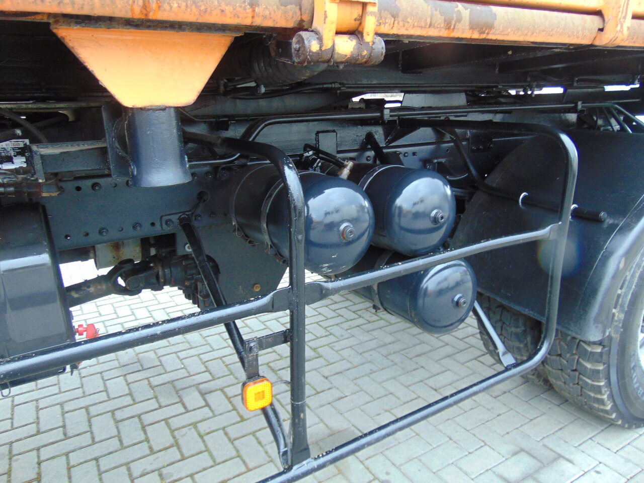 Лизинг на MAN 18-224 4x4 KIPER MAN 18-224 4x4 KIPER: слика 15 Лизинг на MAN 18-224 4x4 KIPER MAN 18-224 4x4 KIPER: слика 15