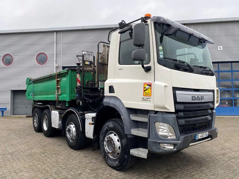 DAF CF410 / 8X4 / BIG AXLE / FULL-STEEL /2 SIDE TIPPER/ ONLY:363247 KM / AUTOMATIC / EURO-6 / 2014 - Камион со кран: слика 2 DAF CF410 / 8X4 / BIG AXLE / FULL-STEEL /2 SIDE TIPPER/ ONLY:363247 KM / AUTOMATIC / EURO-6 / 2014 - Камион со кран: слика 2