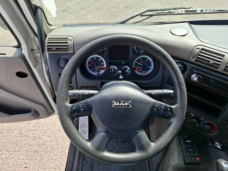 Камион со кука за подигање DAF CF85-410 / 6X2 / DEB / DALBY HOOK 15TON / AIRCO / ONLY:744381 KM / MANUAL / EURO-5 / 2012: слика 18