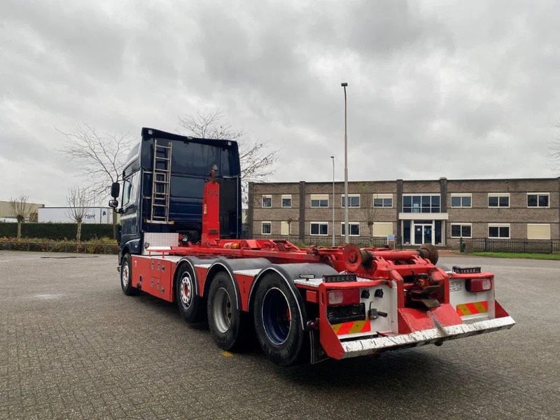 DAF XF106-530 8X2 / AJK HOOKLIFT 25000KG / 9 TON FRONT AXLE / NAVI / ONLY:612482 KM / SSC / AUTOMATIC / EURO-6 / 2019 - Камион со кука за подигање: слика 3 DAF XF106-530 8X2 / AJK HOOKLIFT 25000KG / 9 TON FRONT AXLE / NAVI / ONLY:612482 KM / SSC / AUTOMATIC / EURO-6 / 2019 - Камион со кука за подигање: слика 3