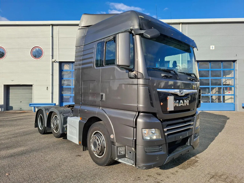 MAN TGX 26.460 / INTARDER / ACC / LWDS / LIFT AXLE / FRIDGE / 2XBED / AUTOMATIC / EURO-6 / 2020 - Камион влекач: слика 2 MAN TGX 26.460 / INTARDER / ACC / LWDS / LIFT AXLE / FRIDGE / 2XBED / AUTOMATIC / EURO-6 / 2020 - Камион влекач: слика 2