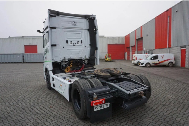 Mercedes-Benz ACTROS 1863 / ENGINE RUNNING / RETARDER/ HYDRAULICS / ONLY: 268593KM / GIGA-SPACE / MIRRORCAM / AUTOMATIC / EURO-6 / 2020 - Камион влекач: слика 5 Mercedes-Benz ACTROS 1863 / ENGINE RUNNING / RETARDER/ HYDRAULICS / ONLY: 268593KM / GIGA-SPACE / MIRRORCAM / AUTOMATIC / EURO-6 / 2020 - Камион влекач: слика 5