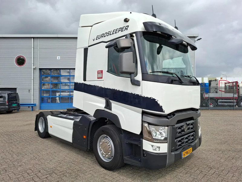 Renault T460 Comfort / CLEAN NL TRUCK / TUV:12-02-2026 / DOUBLE TANK / ACC / LWDS / FRIDGE / 2XBED / AUTOMATIC / EURO-6 / 2019 - Камион влекач: слика 2 Renault T460 Comfort / CLEAN NL TRUCK / TUV:12-02-2026 / DOUBLE TANK / ACC / LWDS / FRIDGE / 2XBED / AUTOMATIC / EURO-6 / 2019 - Камион влекач: слика 2