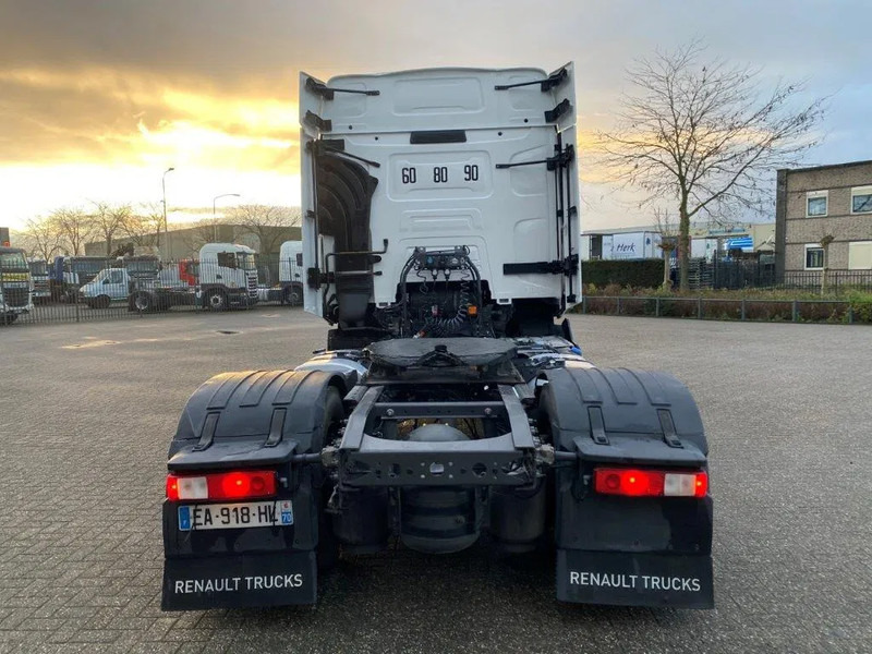 Renault T480 COMFORT / DOUBLE TANK / LWDS / AIRCO / 2XBED / AUTOMATIC / EURO-6 / 2016 - Камион влекач: слика 4 Renault T480 COMFORT / DOUBLE TANK / LWDS / AIRCO / 2XBED / AUTOMATIC / EURO-6 / 2016 - Камион влекач: слика 4