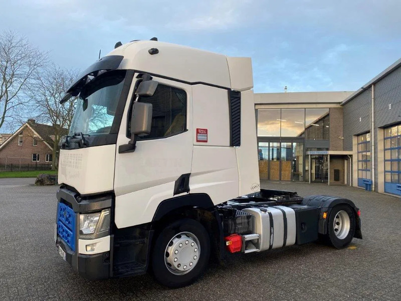 Renault T480 COMFORT / DOUBLE TANK / LWDS / AIRCO / 2XBED / AUTOMATIC / EURO-6 / 2016 - Камион влекач: слика 1 Renault T480 COMFORT / DOUBLE TANK / LWDS / AIRCO / 2XBED / AUTOMATIC / EURO-6 / 2016 - Камион влекач: слика 1